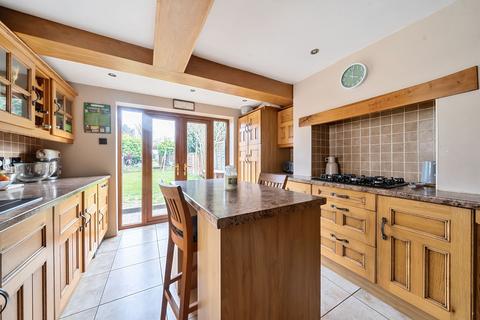 102 New Road, Great Wakering, Southend-on-sea, SS3 0AS