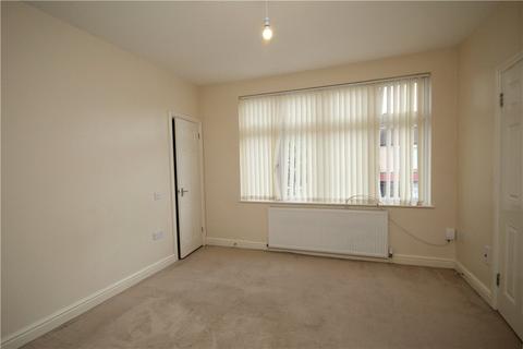 3 bedroom terraced house to rent, Beverstone Road, Thornton Heath, CR7