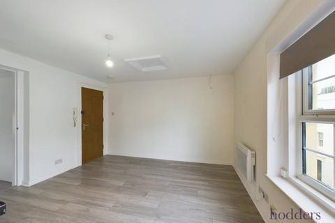 1 bedroom apartment to rent, Guildford Street, Chertsey, Surrey, KT16
