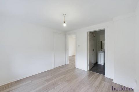 1 bedroom apartment to rent, Guildford Street, Chertsey, Surrey, KT16