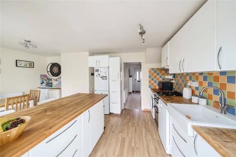 14 Addison Close, Romsey, SO51 7TL