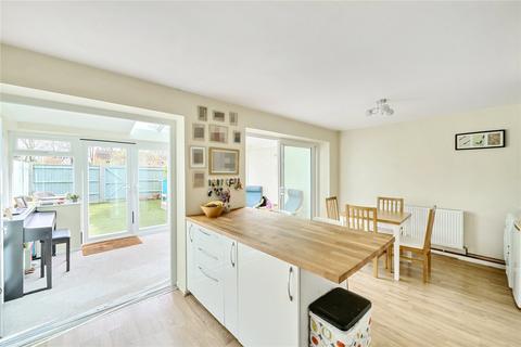 14 Addison Close, Romsey, SO51 7TL