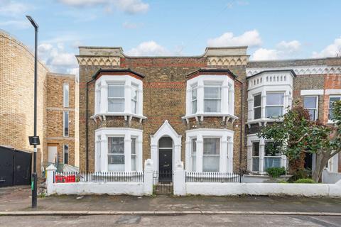 5 bedroom house to rent, .Medora Road, Brixton Hill, London, SW2