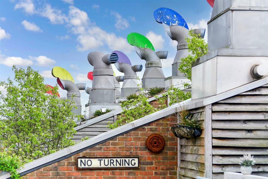 External Lifestyle Photograph