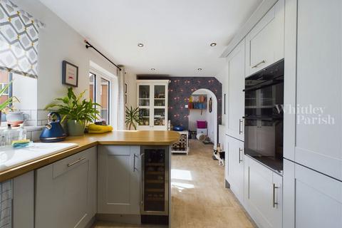 2 Heather Close, Attleborough, NR17 2PX