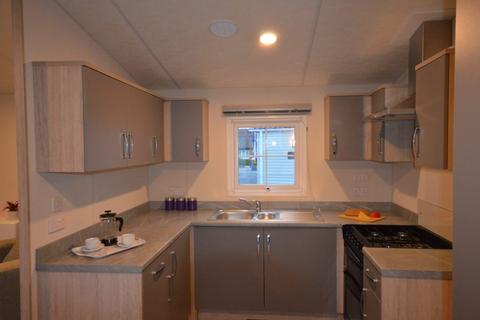 3 bedroom lodge for sale, Carlton Meres Holiday Park