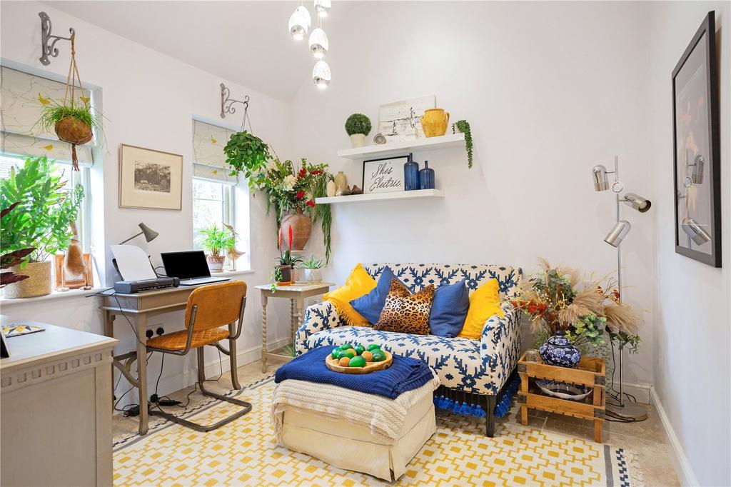 Study/Bedroom 5