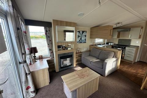 3 bedroom static caravan for sale, Chichester Lakeside Holiday Park
