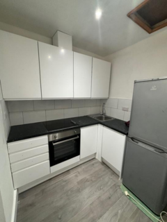 2 bedroom flat to rent, Conyers Road, London, SW16