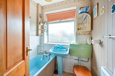 116 Pears Road, Hounslow, TW3 1SJ