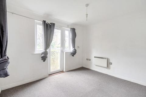 Flat 4, Jubilee Court, 51 Eaton Road, Sutton, SM2 5AQ