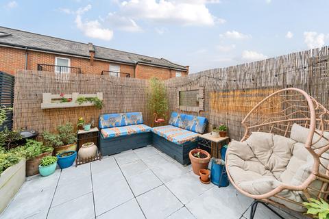 2 bedroom apartment for sale, Peckham Grove, Peckham, London