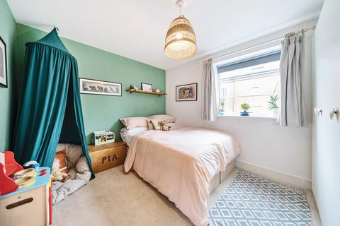 2 bedroom apartment for sale, Peckham Grove, Peckham, London