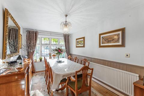 4 bedroom detached house for sale, Gibsons Hill, Streatham