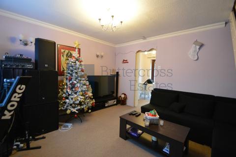 2 bedroom terraced house to rent, The Tryst, Newark