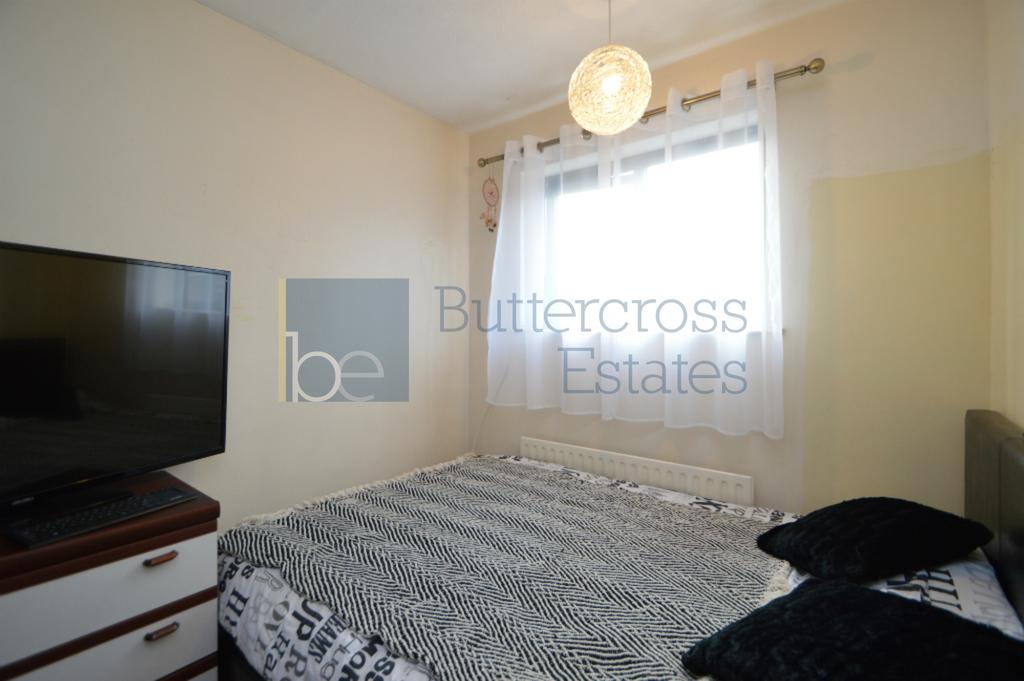 Bedroom 2.JPG