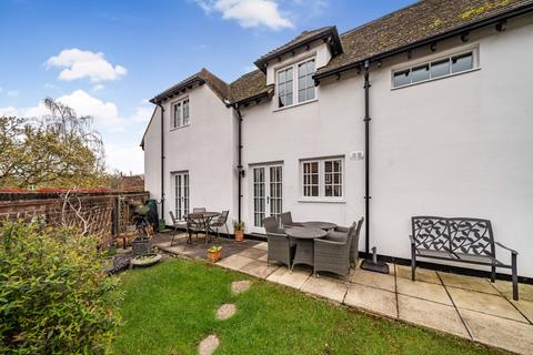 2 bedroom apartment for sale, London Road, Pulborough, West Sussex
