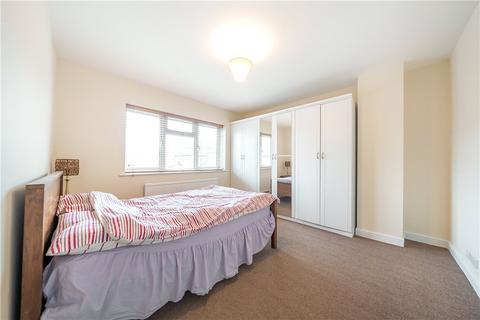 102 Ickenham Road, Ruislip, HA4 7DX