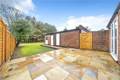 102 Ickenham Road, Ruislip, HA4 7DX