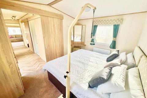 2 bedroom static caravan for sale, Oaklands Holiday Park