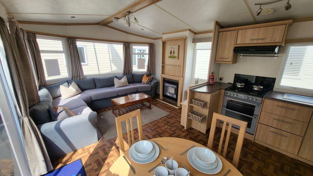 Pakefield Holiday Park 2 bed static caravan - £19,995