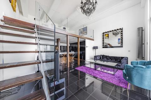 3 bedroom apartment to rent, Peterborough Road London SW6