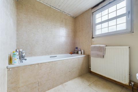 19 Castle Street, Liskeard, PL14 3AU