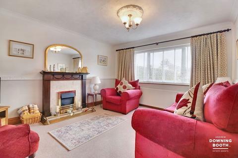38 High Grange, Lichfield, WS13 7DZ