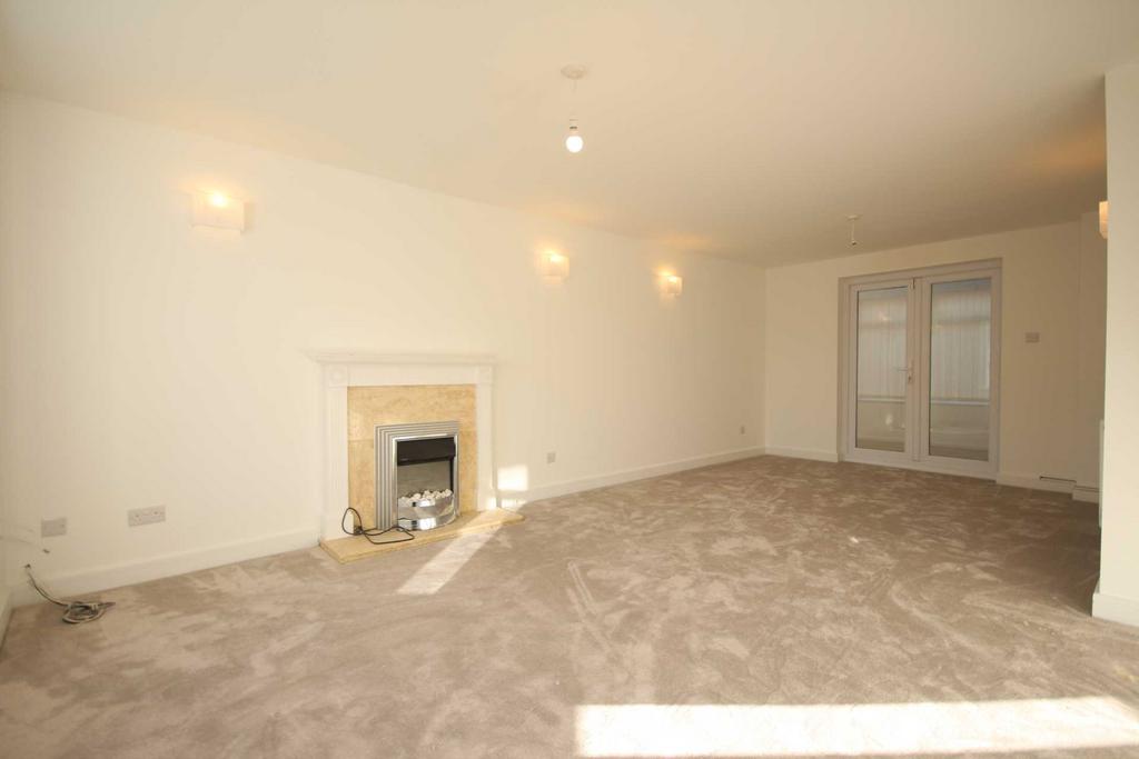 Beedon Drive, Bracknell RG12 4 bed detached house for sale £550,000