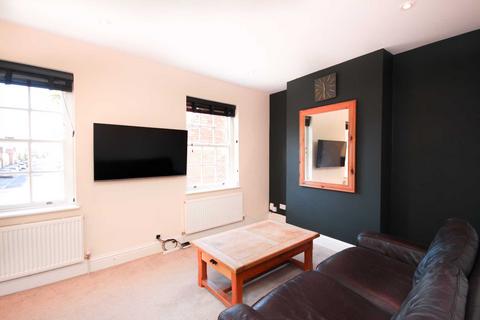 2 bedroom maisonette for sale, Rose Street, Wokingham RG40