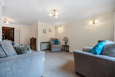 1 bedroom maisonette for sale, Acorn Drive, Wokingham RG40