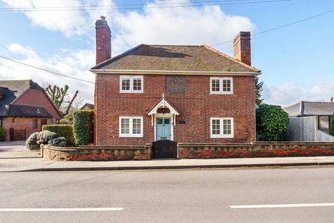 Sunrise Eversley Road, Arborfield Cross, Reading, RG2 9PQ