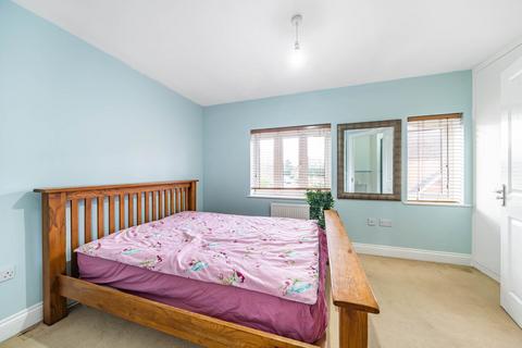 3 bedroom terraced house for sale, Landen Grove, Wokingham RG41