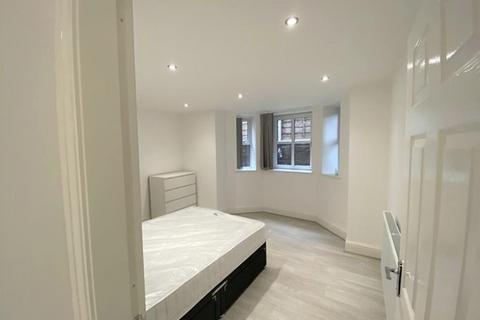 3 bedroom apartment to rent, Brunswick Road, Manchester M20
