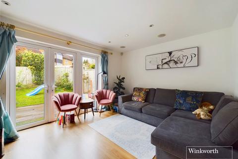 3 bedroom end of terrace house for sale, Goldsmith Avenue, London NW9