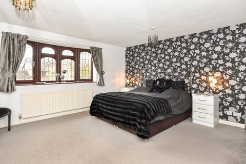 5 bedroom detached house for sale, Ravendale Way, North Shoebury, Shoeburyness, Essex, SS3