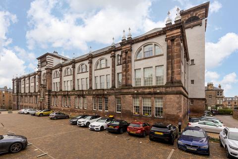 Flat 37, 26 Viewforth, Edinburgh, EH10 4FF