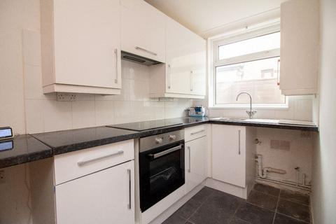 1 bedroom flat for sale, Alsford Road, Purbrook, PO7 5NE