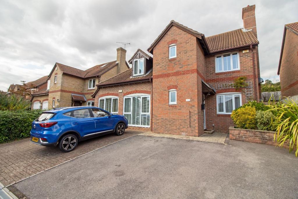Chestnut House, Orkney Road, Cosham... 5 bed detached house for sale