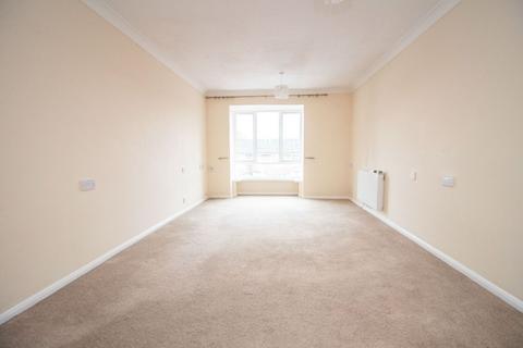 2 bedroom flat for sale, Dene Court,  Holman Close, Waterlooville  PO8 8HD