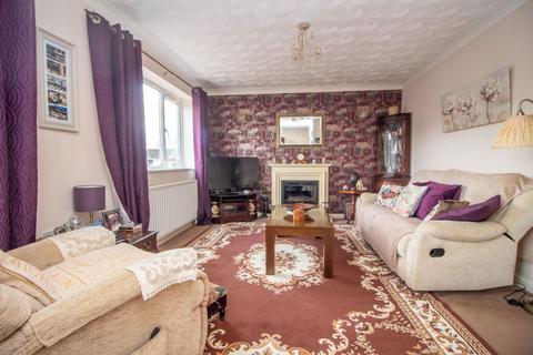 3 bedroom bungalow for sale, Ashley Close, Lovedean, PO8 9RQ
