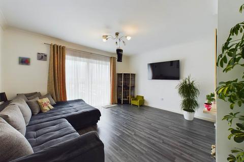 2 bedroom apartment for sale, Bennetts End Road, HP3