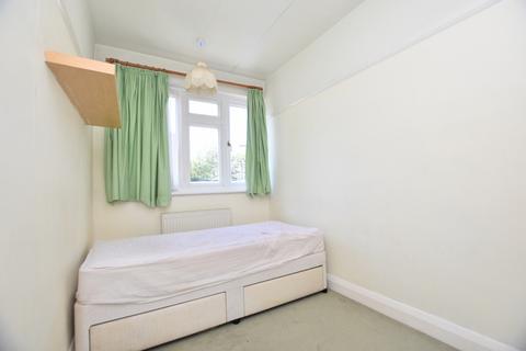 2 bedroom maisonette to rent, Cheseman Street Sydenham SE26