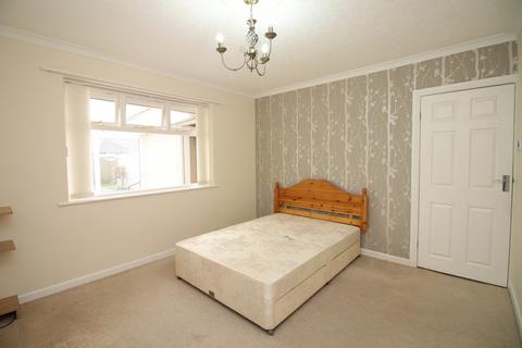 2 bedroom bungalow for sale, Sandicroft Avenue, Poulton-le-Fylde, Lancashire, FY6