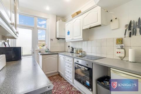 3 bedroom terraced house for sale, Great Cambridge Road , London, N17