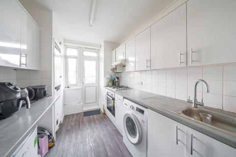 3 bedroom apartment for sale, Denmark Hill Estate, Camberwell, London