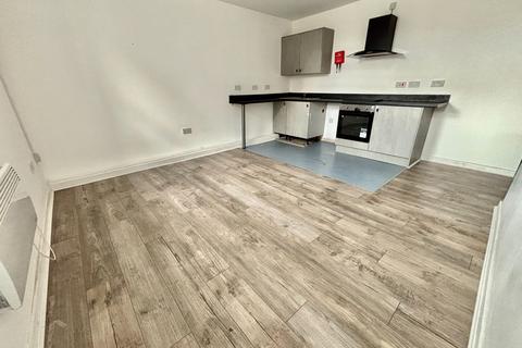 1 bedroom flat to rent, 116 Wash Lane, Bury, BL9