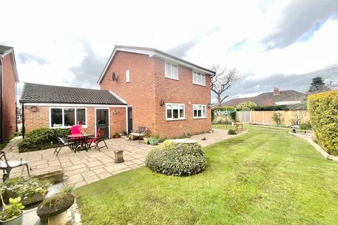 4 bedroom detached house for sale, Trevithick Close, Crewe, CW1