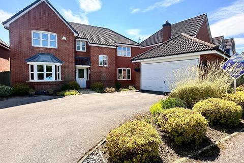 5 bedroom detached house for sale, Harborough Close, Whissendine