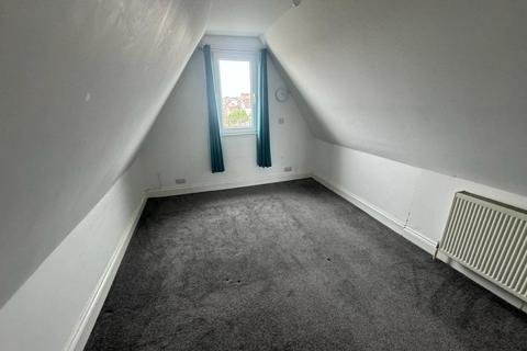 1 bedroom flat to rent, Waverley Road, Southsea PO5